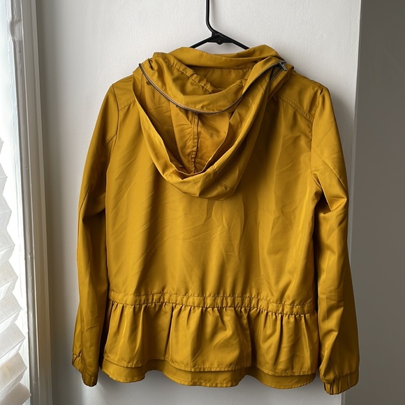 ZARA Gold Yellow Peplum Jacket size Small - Picture 3 of 4